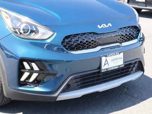 Used 2022 Kia Niro LXS FWD image 9