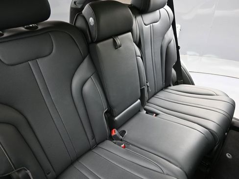 Used 2024 Genesis GV80 3.5T image 16