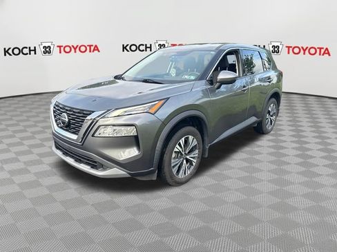 Used 2021 Nissan Rogue SV AWD/4WD image 3