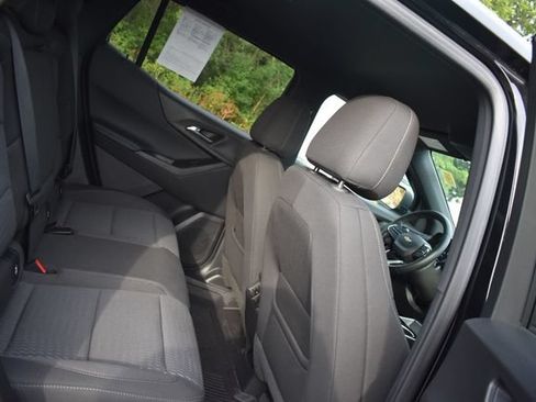 Certified 2026 Chevrolet Equinox LT w/ LPO, Floor Liner Package AWD/4WD image 15
