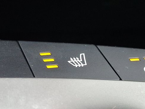 New 2025 Kia EV6 Light w/ Light LR Technology Package image 16