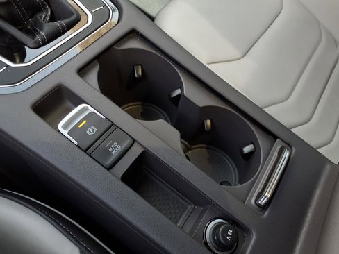 Certified 2022 Volkswagen Arteon SEL w/ Black Wheel Package image 32