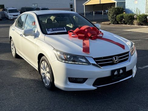 Used 2015 Honda Accord EX-L image 8