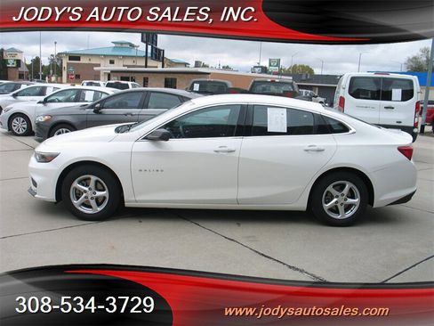 Used 2018 Chevrolet Malibu LS image 28