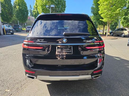 Used 2025 BMW X7 xDrive40i AWD/4WD image 6