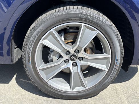 Certified 2025 Audi Q5 2.0T Premium AWD/4WD image 12