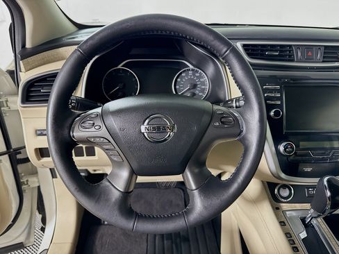 Used 2019 Nissan Murano SV AWD/4WD image 12