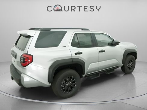 Certified 2026 Toyota 4Runner SR5 AWD/4WD image 14