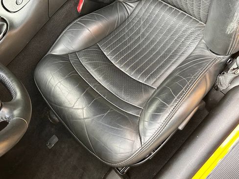 Used 2004 Chevrolet Corvette Convertible w/ Preferred Equipment Group RWD image 66