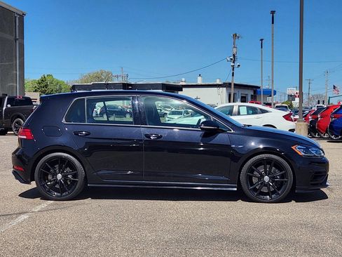 Used 2019 Volkswagen Golf R 4-Door image 11
