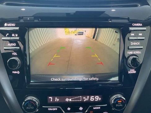 Used 2024 Nissan Murano SV w/ SV Midnight Edition Package FWD image 14