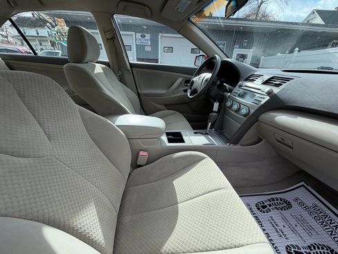 Used 2007 Toyota Camry LE image 16