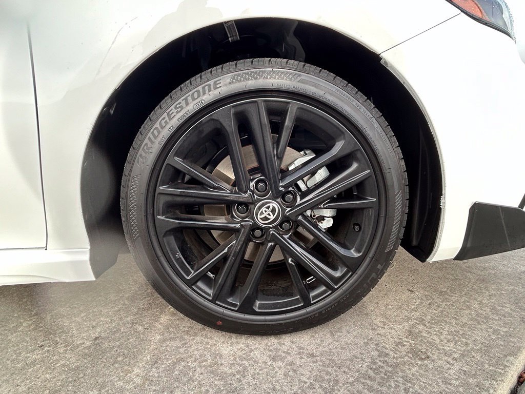 Used 2026 Toyota Camry SE FWD image 31