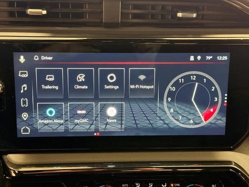 Used 2024 GMC Sierra 3500 AT4 w/ AT4 Premium Plus Package AWD/4WD image 12