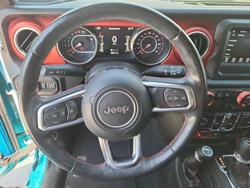 Used 2020 Jeep Wrangler Unlimited Rubicon w/ Cold Weather Group AWD/4WD image 18
