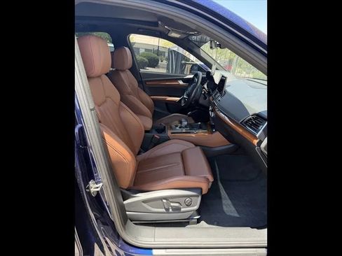 Used 2023 Audi Q5 2.0T Premium Plus w/ Premium Plus Package AWD/4WD image 23