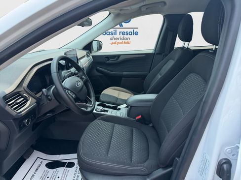 Used 2023 Ford Escape Active AWD/4WD image 11