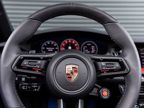 Certified 2025 Porsche 911 Targa 4 GTS image 15