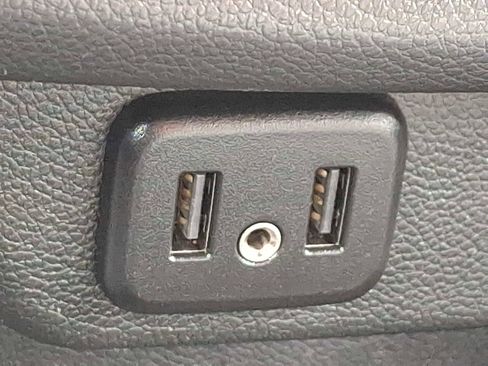 Used 2019 Chevrolet Traverse LT w/ LPO, Floor Liner Package image 24