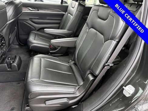 Used 2024 Jeep Grand Cherokee L Limited w/ Black Appearance Package image 7