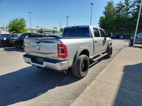Used 2022 RAM 2500 Laramie AWD/4WD image 4