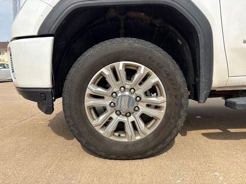 Used 2023 GMC Sierra 2500 Denali w/ Denali Ultimate Package AWD/4WD image 24