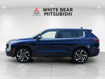 Used 2023 Mitsubishi Outlander SE