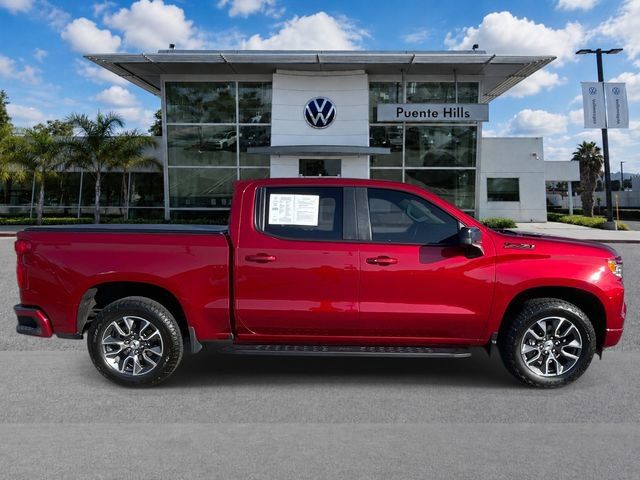 Used 2024 Chevrolet Silverado 1500 RST w/ Convenience Package II AWD/4WD image 3