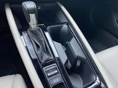 Certified 2025 Honda Accord Touring image 29