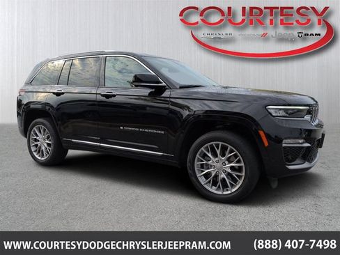 Certified 2023 Jeep Grand Cherokee Summit w/ Advanced Protech Group IV AWD/4WD image 1