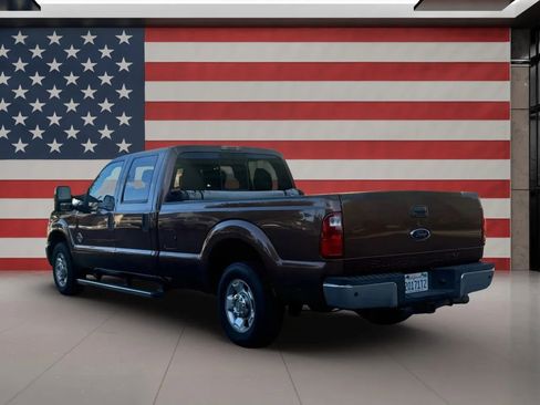 Used 2011 Ford F250 XLT w/ XLT Premium Pkg image 7