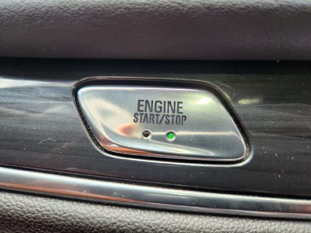 Used 2022 Buick Enclave Essence w/ Experience Buick Package FWD image 19