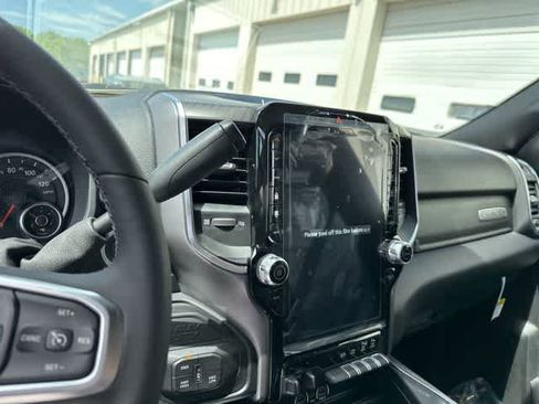 New 2026 RAM 3500 Big Horn AWD/4WD image 3