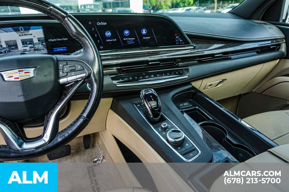 Used 2023 Cadillac Escalade Premium Luxury w/ Performance Package AWD/4WD image 35