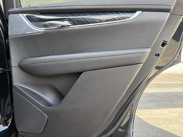 Certified 2024 Cadillac XT6 Premium Luxury FWD image 16