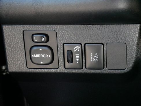 Used 2017 Toyota RAV4 Limited AWD/4WD image 27