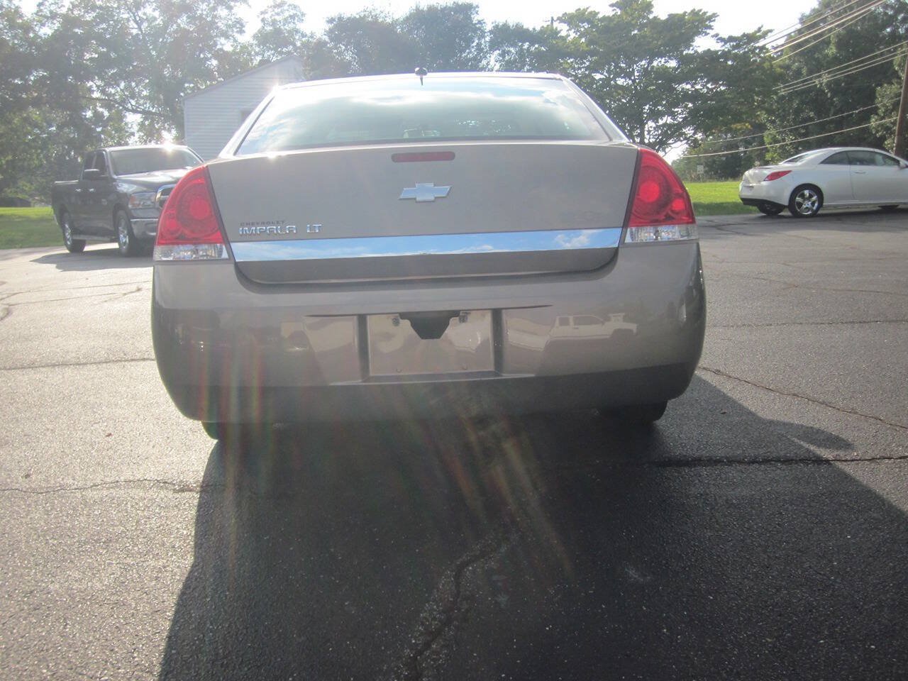 Used 2006 Chevrolet Impala LT w/ Preferred Equipment Group FWD image 7
