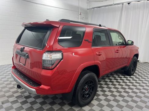 Used 2024 Toyota 4Runner TRD Off-Road Premium image 5
