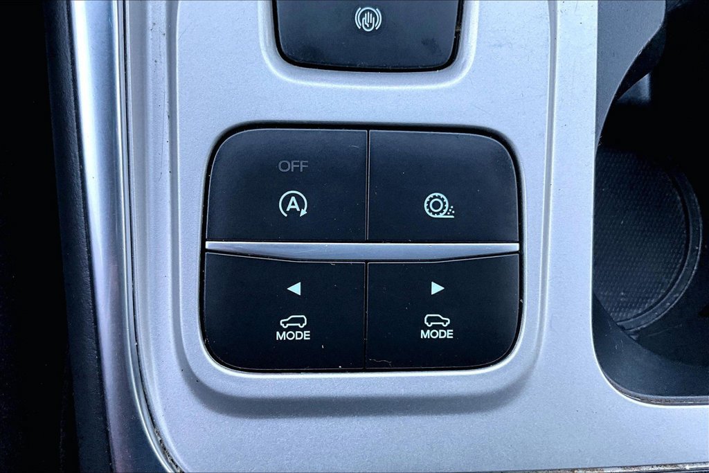 Used 2021 Ford Explorer XLT w/ Equipment Group 202A RWD image 15