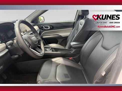 Used 2025 Jeep Compass Limited AWD/4WD image 22