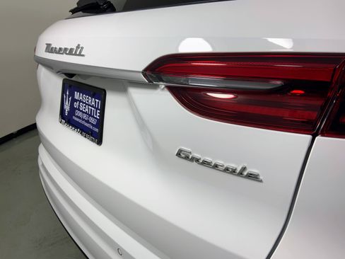 Used 2023 Maserati Grecale Modena image 18