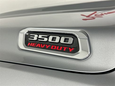 Used 2019 RAM 3500 Laramie image 28