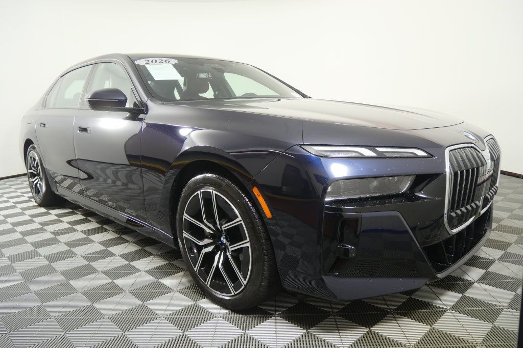 Certified 2026 BMW 740i RWD image 2