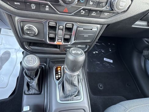 New 2025 Jeep Wrangler Sport S image 20