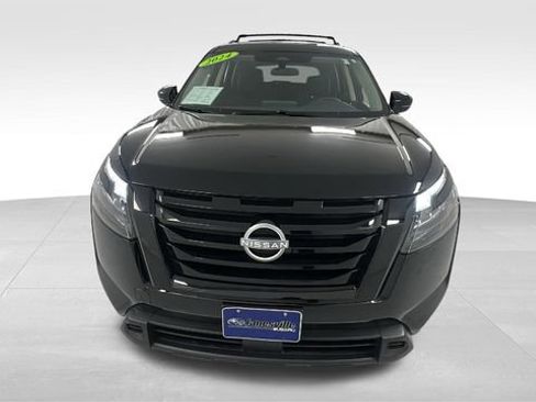 Used 2024 Nissan Pathfinder SV w/ SV Premium Package image 8