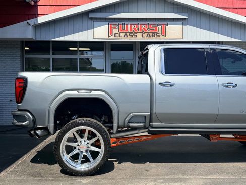 Used 2024 GMC Sierra 2500 Denali Ultimate w/ Max Trailering Package image 11