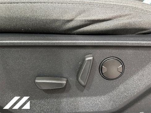 Used 2022 Ford F150 XLT w/ Equipment Group 302A High image 19