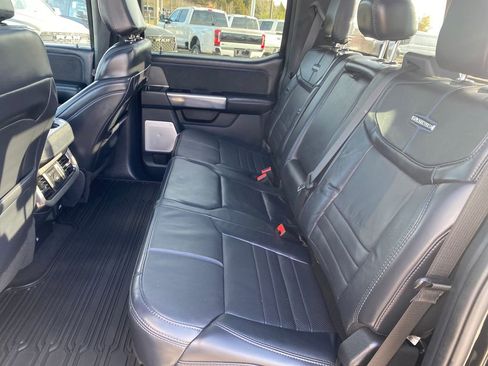 Used 2025 Ford F250 Platinum w/ FX4 Off-Road Package image 25