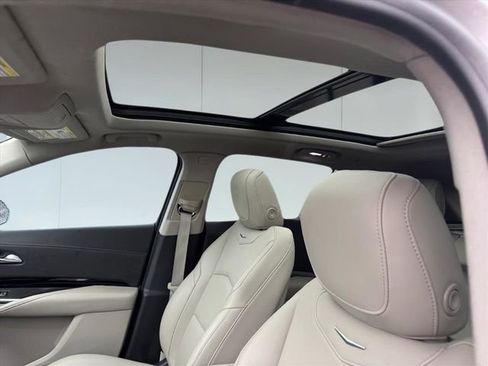 Used 2019 Cadillac XT4 Luxury image 11