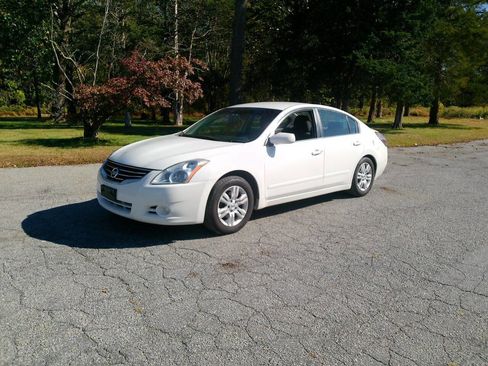 Used 2010 Hyundai Sonata GLS image 15